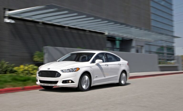 2026 Ford Fusion Energi Price