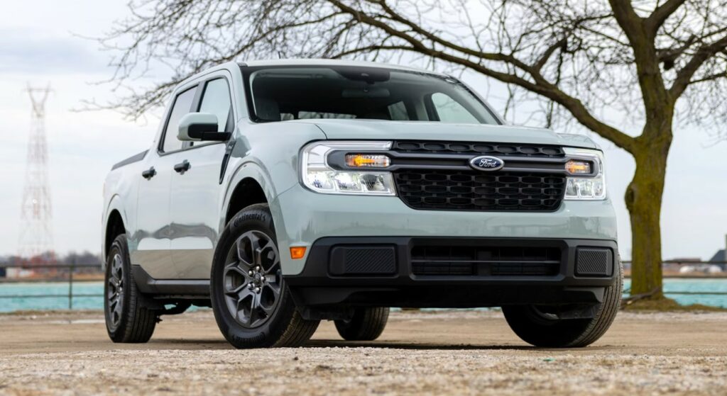 Ford maverick hybrid 2026